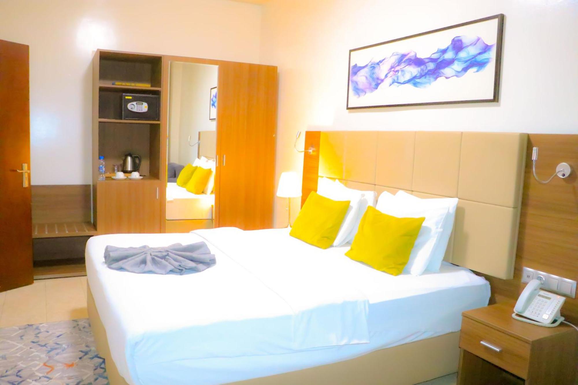Capital Hotel Djibouti Джибути Экстерьер фото