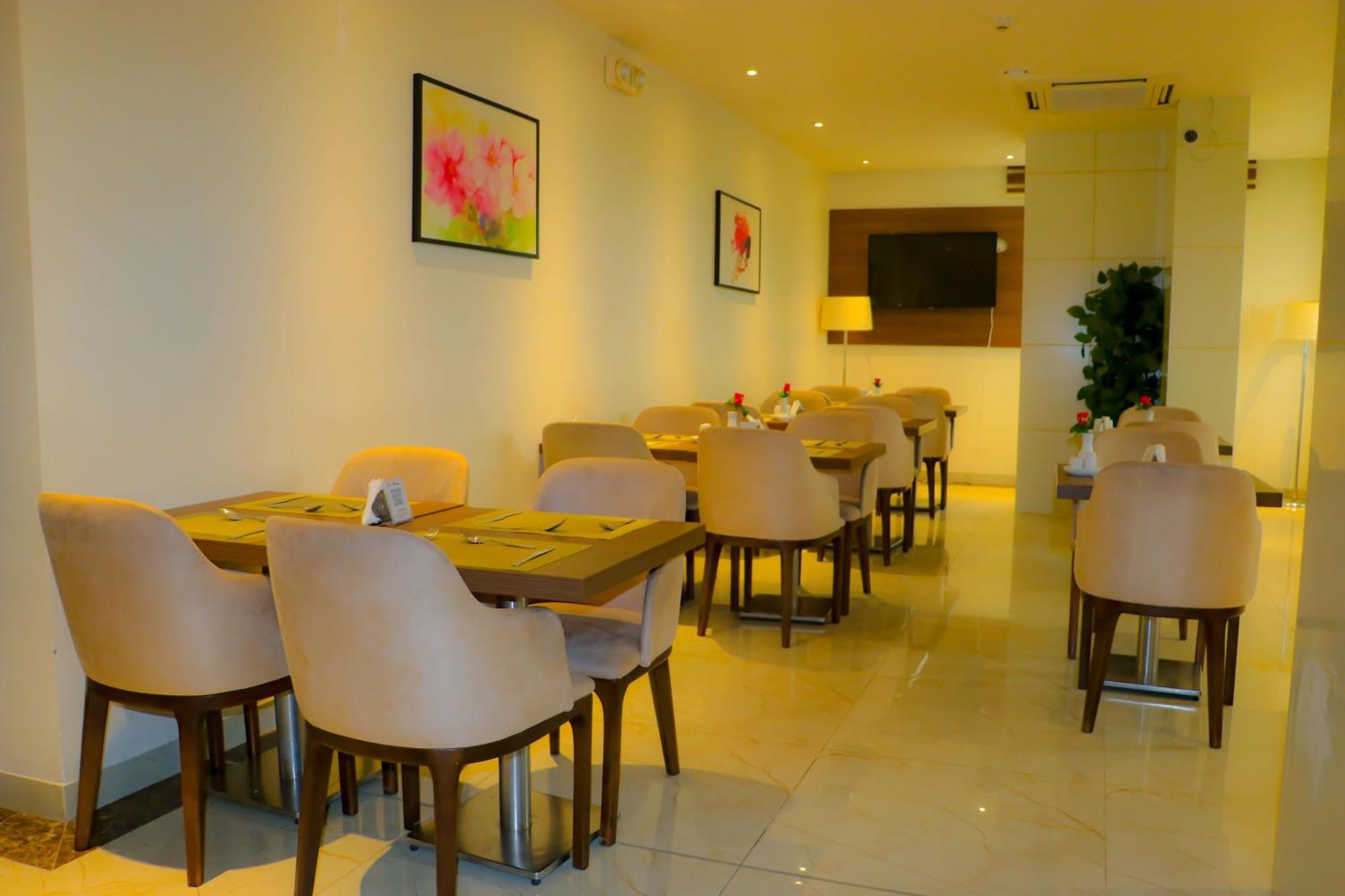 Capital Hotel Djibouti Джибути Экстерьер фото