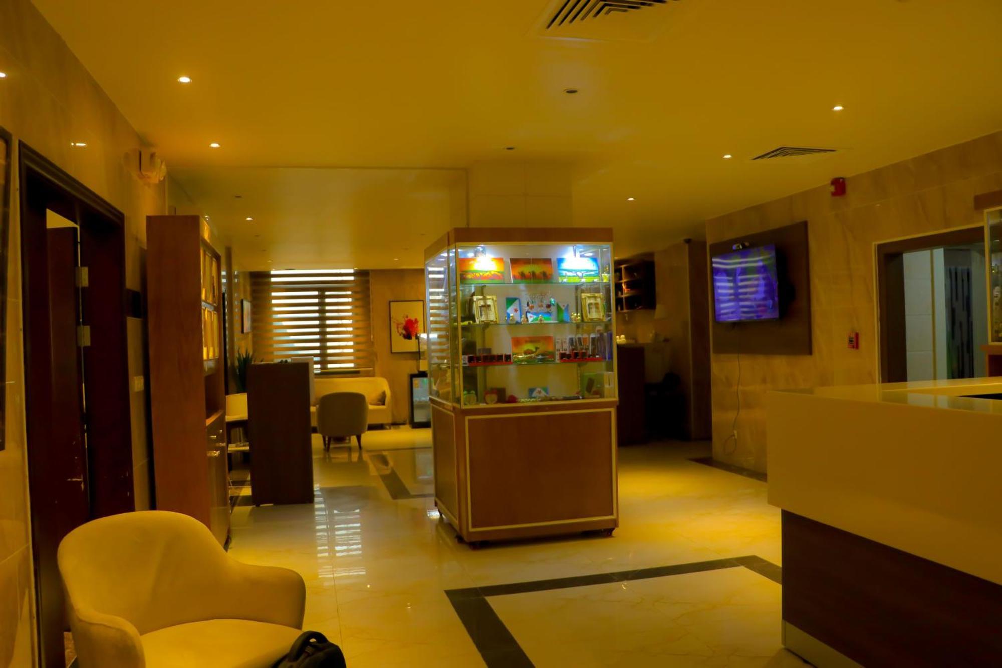 Capital Hotel Djibouti Джибути Экстерьер фото