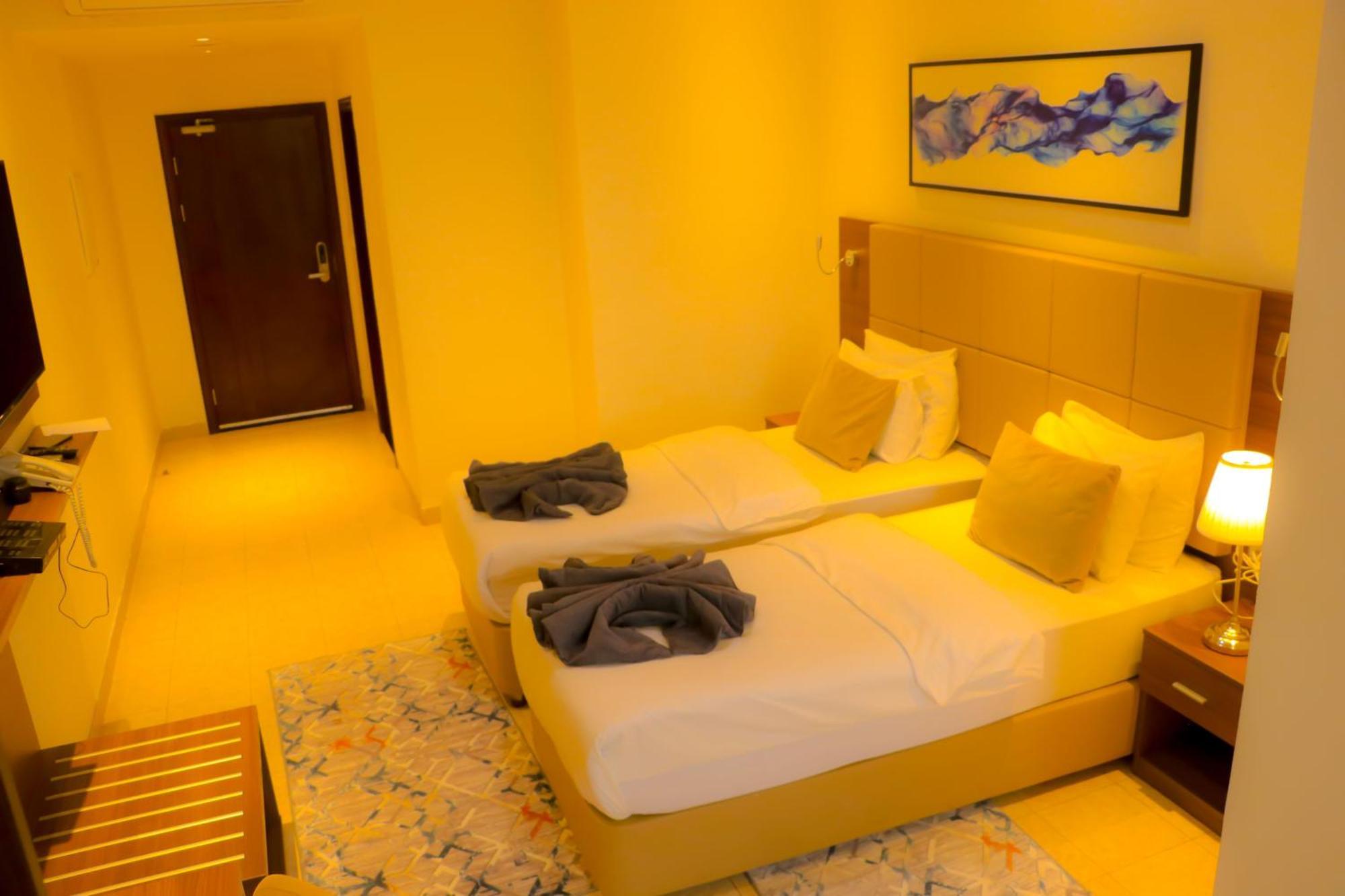 Capital Hotel Djibouti Джибути Экстерьер фото